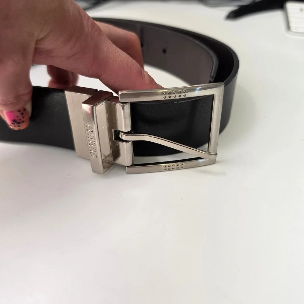 Guess Belt Mens 32 Black Silver Buckle Minimalist Preppy Old Money Business